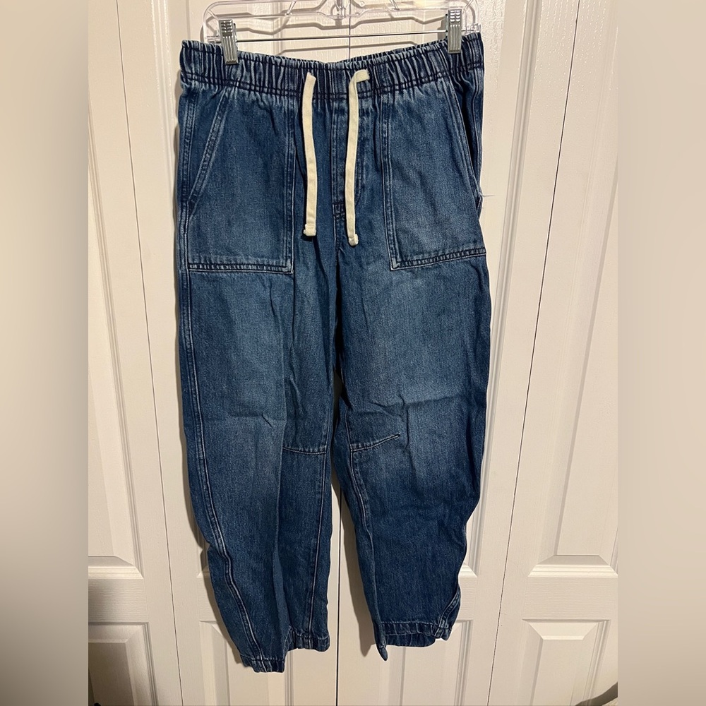 GAP Women's Relaxed Denim Joggers in Dark Blue with Cream Drawcord